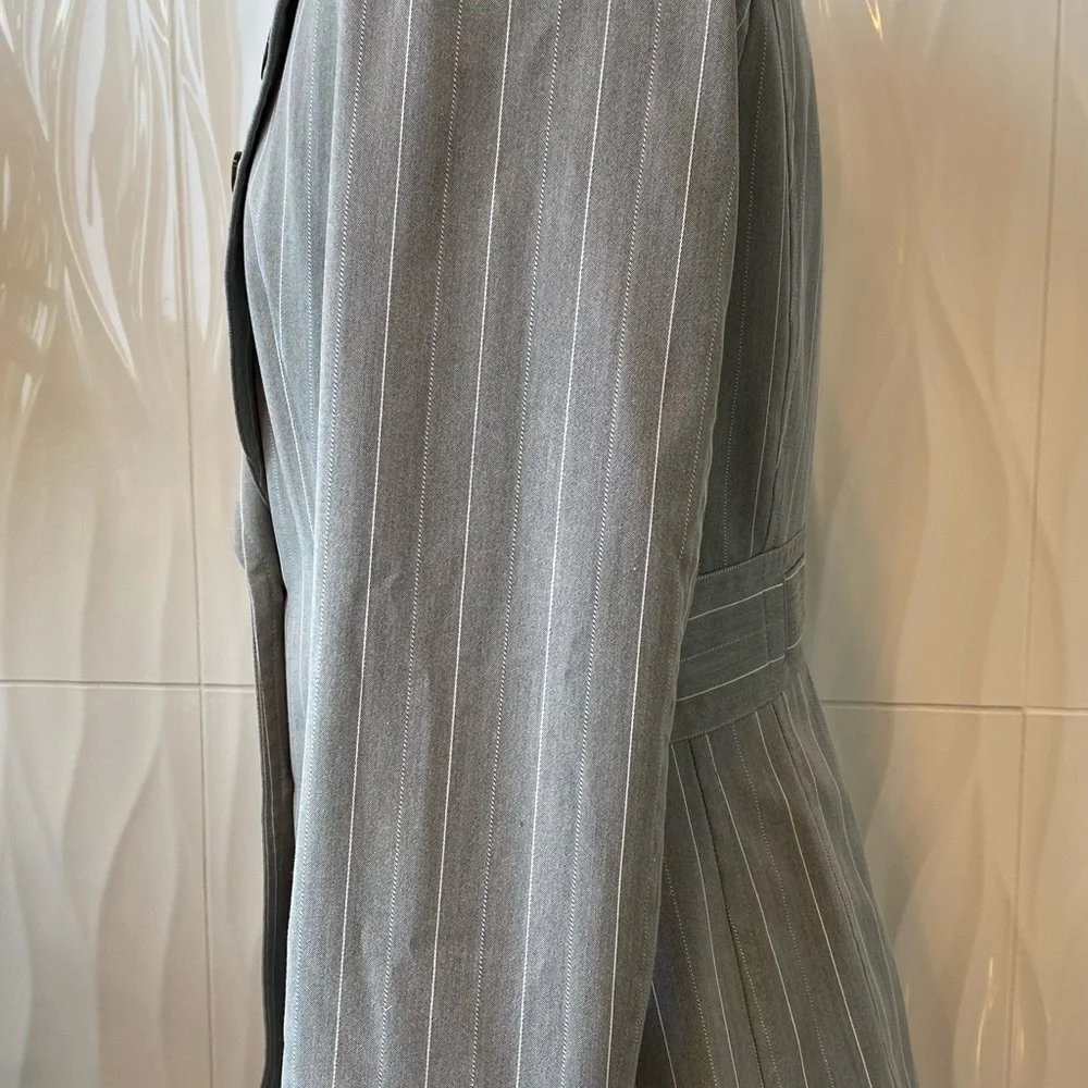 ETCETERA Classic pinstriped blazer with button details - Picture 2 of 7